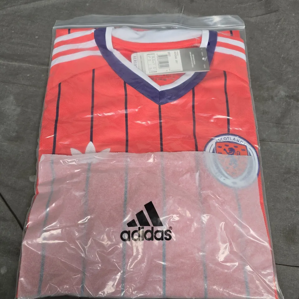 BAGGED ADIDAS SCOTLAND JERSEY IN RED - UK XL
