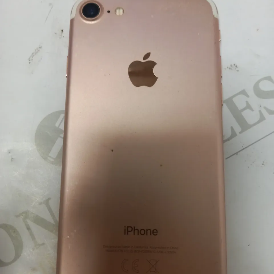 APPLE IPHONE 7