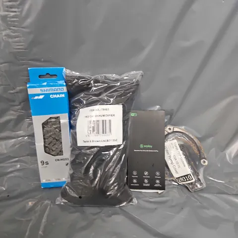 TOTE OF APPROXIMATELY 8 ASSORTED VEHICLE ITEMS TO INCLUDE - 1KG CAR DEHUMIDIFER , WATER PUMP COVER , SHIMANO CHAIN 9S ETC