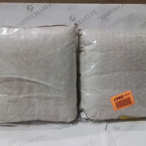 BRAND NEW SEALED SET OF 2 THYME CUSHION LINEN