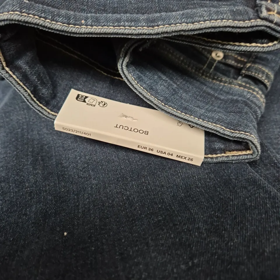 BERSHKA WOMEN'S DENIM JEANS – UK 8 (EU 36) – BLUE