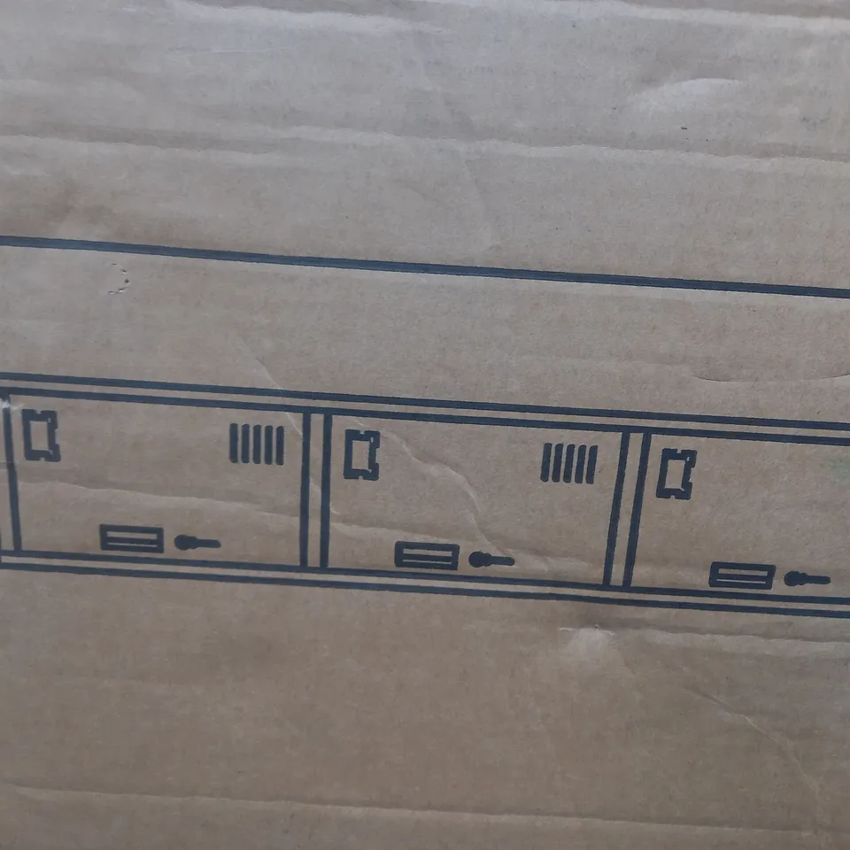 RACKING SOLUTIONS 3 DOOR STEEL LOCKER