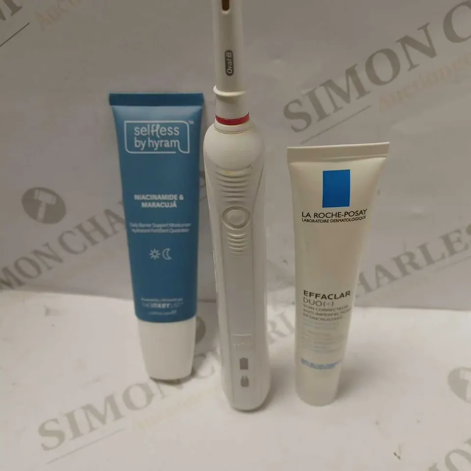 BRAUN ORAL B 3756 ELECTRIS TOOTHBRUSH