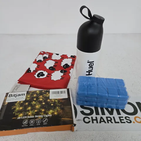 APPROXIMATELY 15 ASSORTED HOUSEHOLD PRODUCTS TO INCLUDE DRINKS BOTTLE, LED LIGHTS, ICE PACKS ETC 