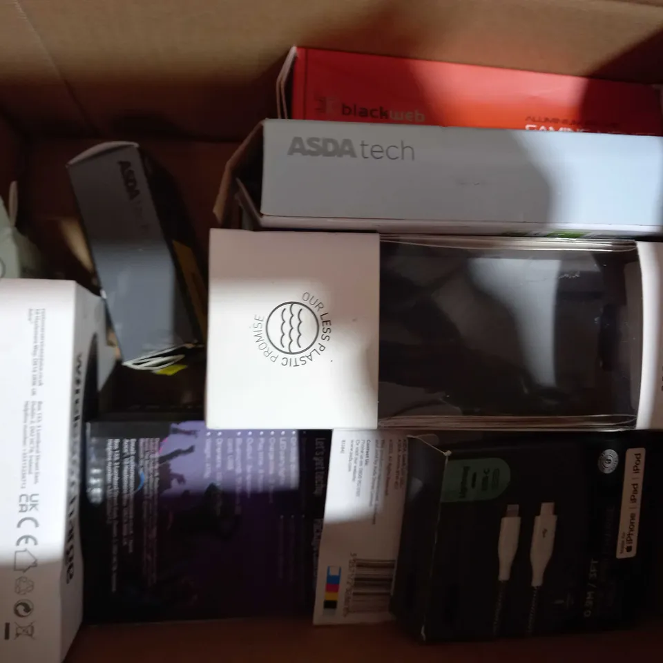 BOX OF APPROXIMATELY 10 ASSORTED ELECTRICAL ITEMS TO INCLUDE ASDA TECH SLIM MOUSE, MIXX TYPE-C TO USB CABLE, BLACKWEB GOLD PLATED AUDIO CABLE, ETC