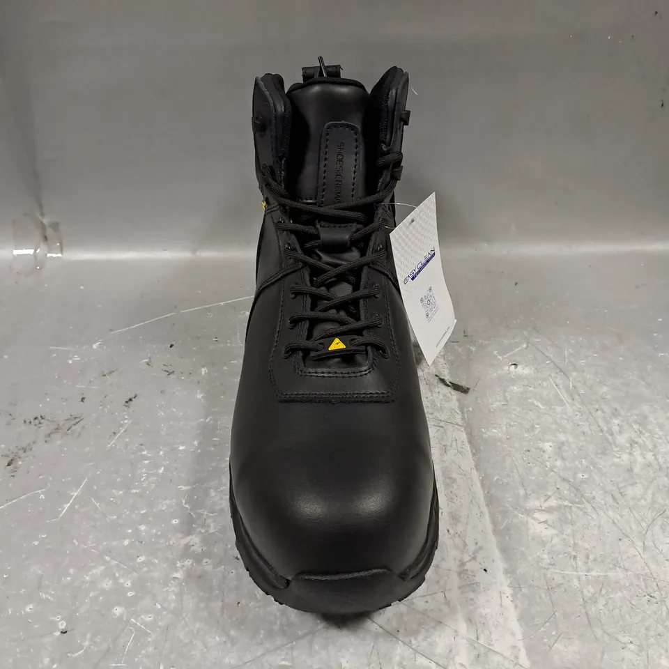 BOXED PAIR OF SHOES FOR CREWS ANKLE BOOTS IN BLACK UK SIZE 13