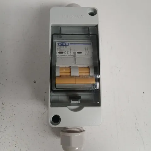 TOMZN ELECTRICAL MINIATURE CIRCUIT BREAKER C20 (20A)