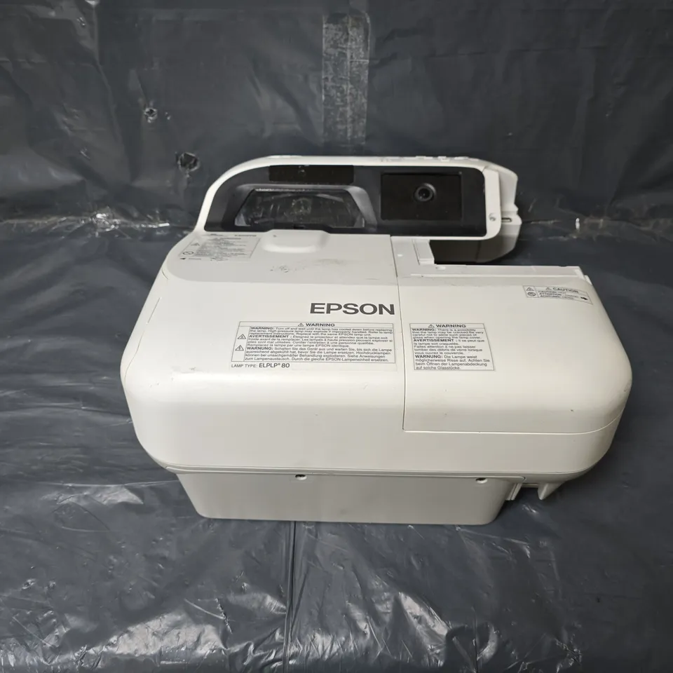 EPSON EB-585WI