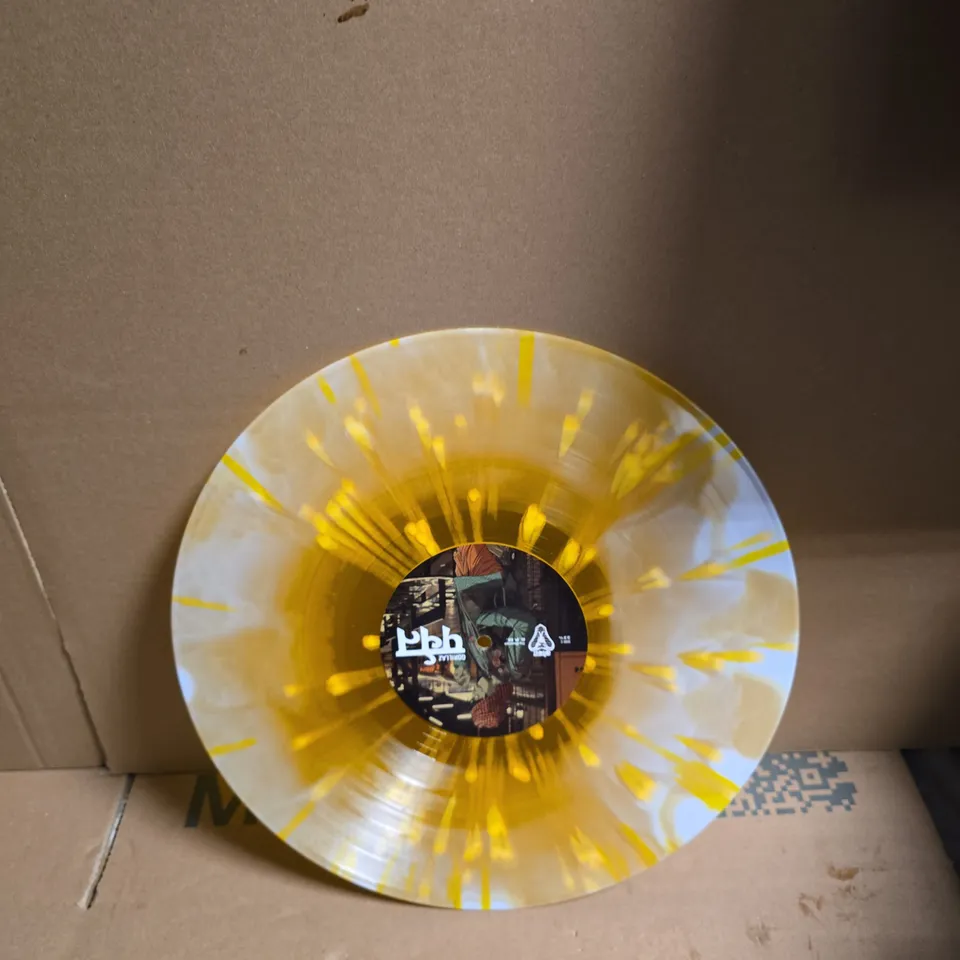 COLLECTABLE GORILLAZ DOUBLE VINYL THE MOUNTAIN 