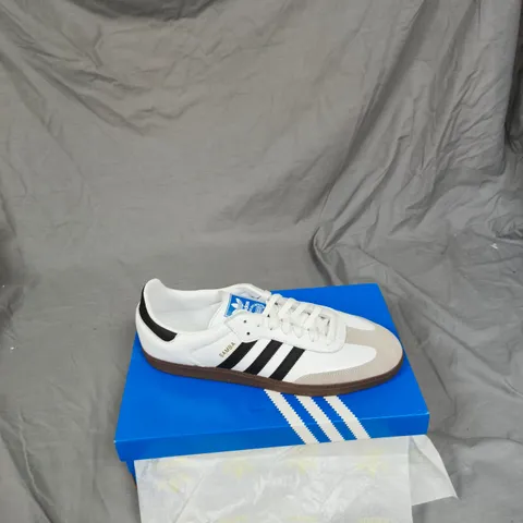 BOXED ADIDAS SAMBA OG TRAINERS – WHITE/BLACK/BEIGE, UK 13