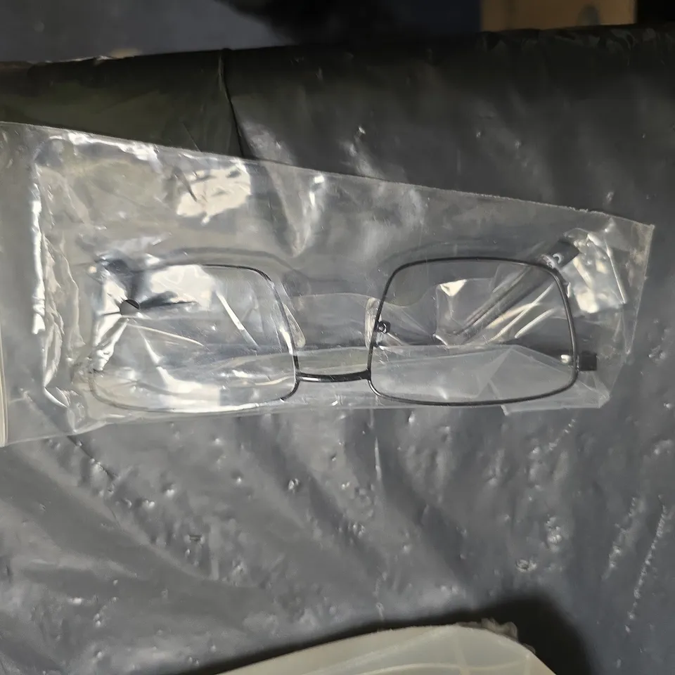 RAY-BAN SUNGLASSES BOX SET WITH LED WATCH REPAIR MAGNIFIER AND SPARE EYEWEAR FRAMES