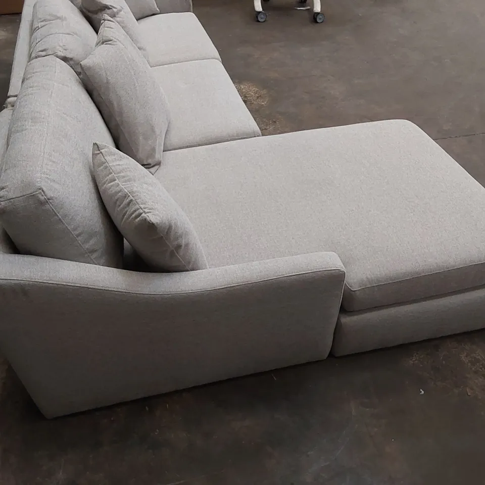 DESIGNER FABRIC UPHOLSTERED CHAISE SOFA WITH SCATTER CUSHIONS