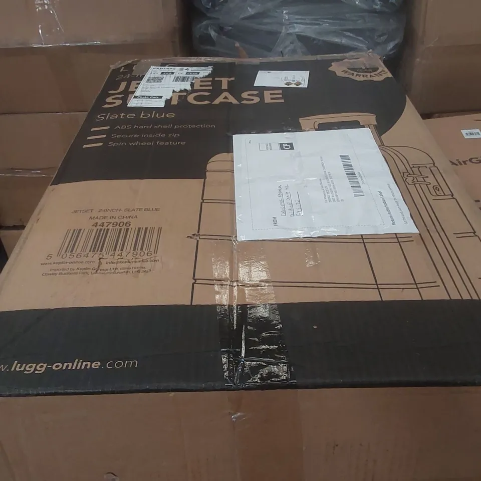 BOXED LUGG TRAVEL SUITCASE