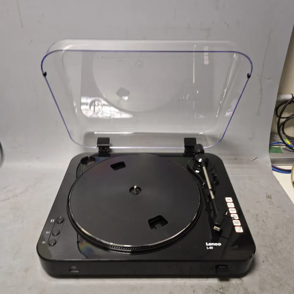 LENCO L-85 TURNTABLE IN BLACK