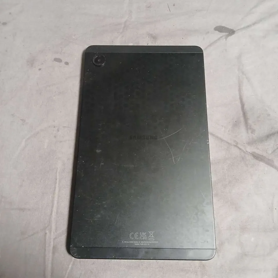 SAMSUNG TABLET – BLACK