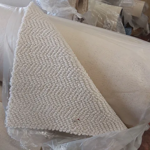 ROLL OF QUALITY HABBERLEY HERRINGBONE MOONSHADOW CARPET - APPROXIMATELY 5.2 x 5m