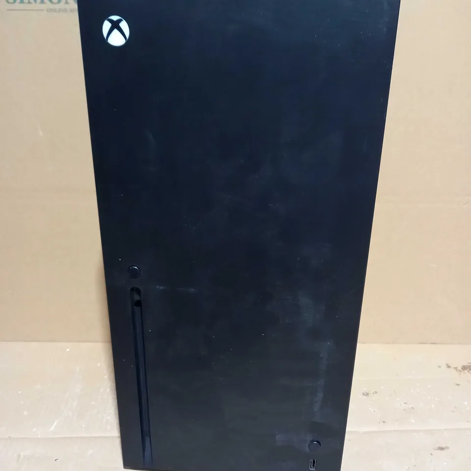 XBOX SERIES X THEMED MINI FRIDGE 