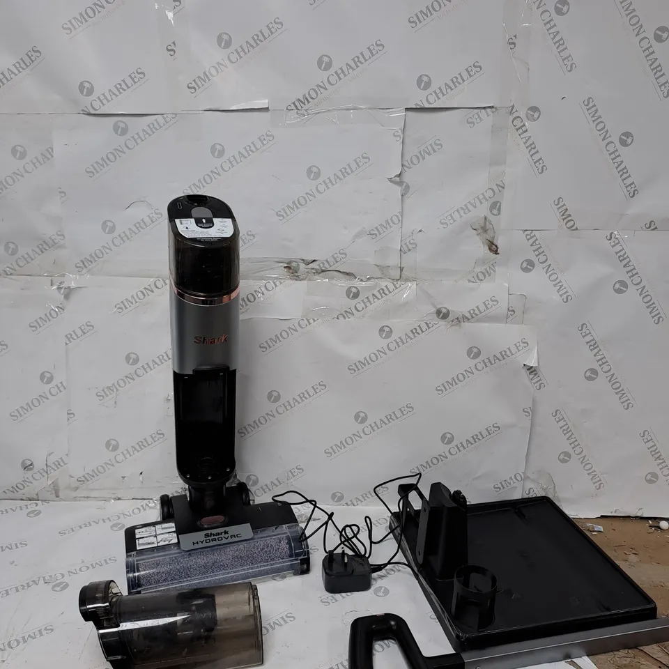 BOXED SHARK CORDLESS HYDROVAC 3-IN-1 HARD FLOOR CLEANING SYSTEM WD210UK