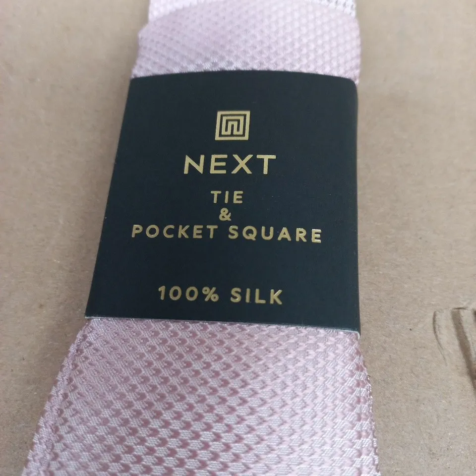 NEXT TIE & POCKET SQUARE – 100% SILK, PALE PINK