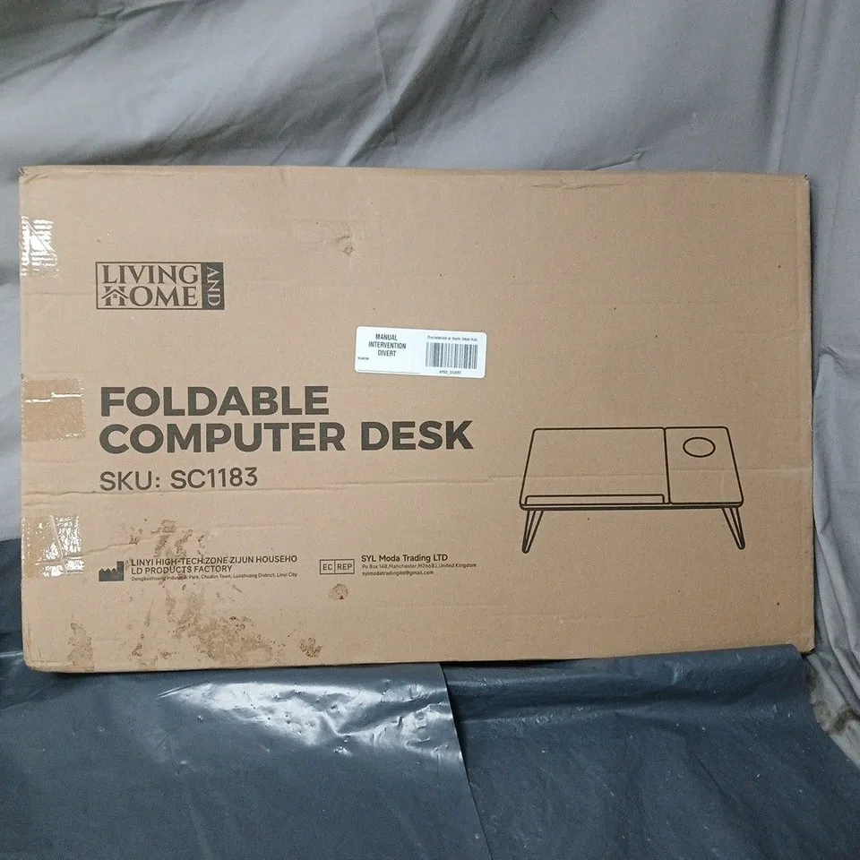 LIVING HOME FOLDABLE COMPUTER DESK – BOXED (SC1183 SKU)