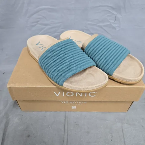 BOXED PAIR OF VIONIC EVIE KNIT SLIDER SANDALS - 4.5