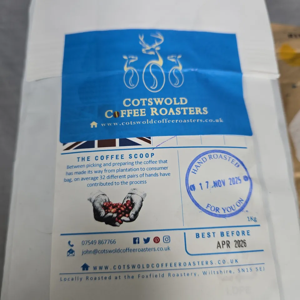 LOT OF 8 ASSORTED PACKS OF COFFEE TO INCLUDE COTSWOLD, GRIND AND EXHALE