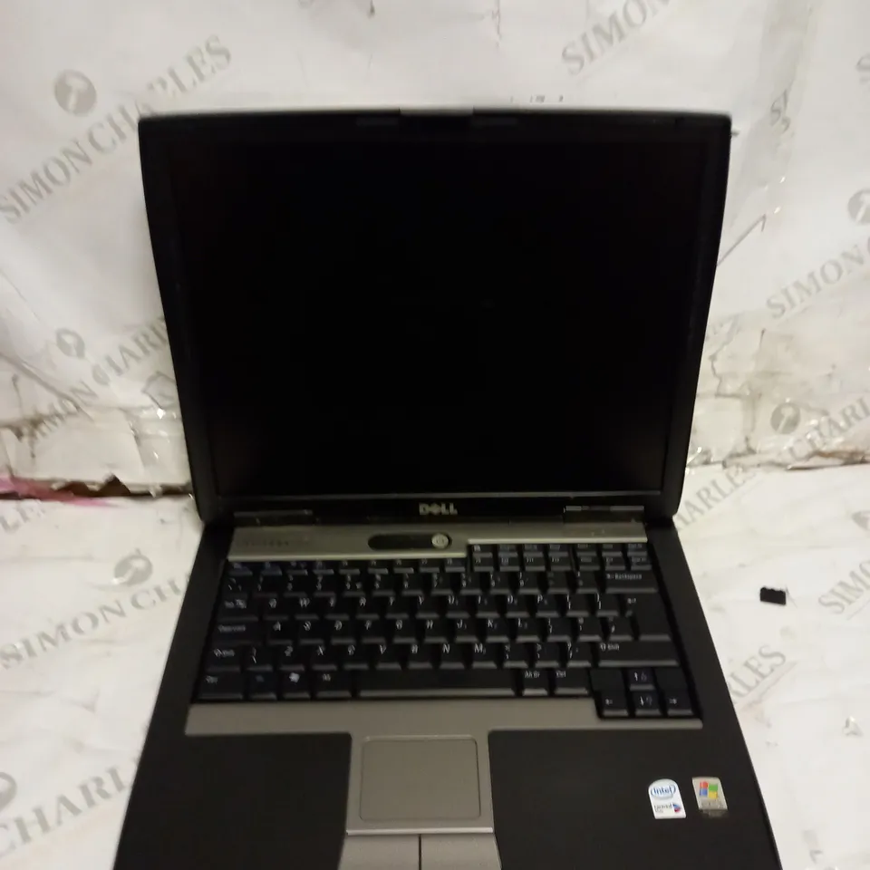 DELL LATITUDE D520 