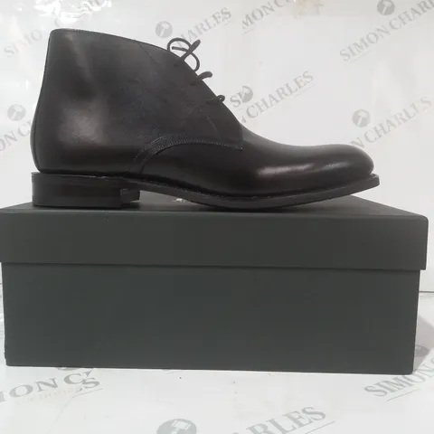 BOXED PAIR OF LOAKE DEANGATE BR CARBON BLACK LEATHER SHOES UK SIZE 9F