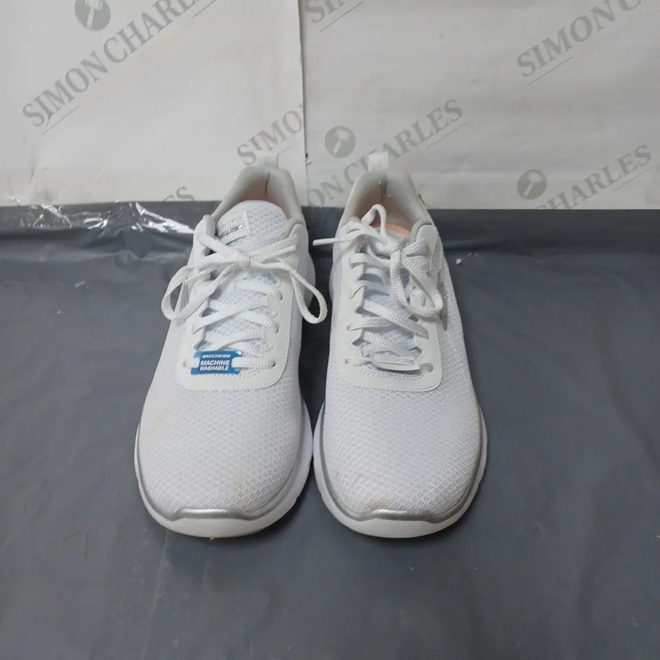 SKECHERS FLEX LITE AIR COOLED MEMORY FOAM TRAINERS WHITE SIZE 6.5