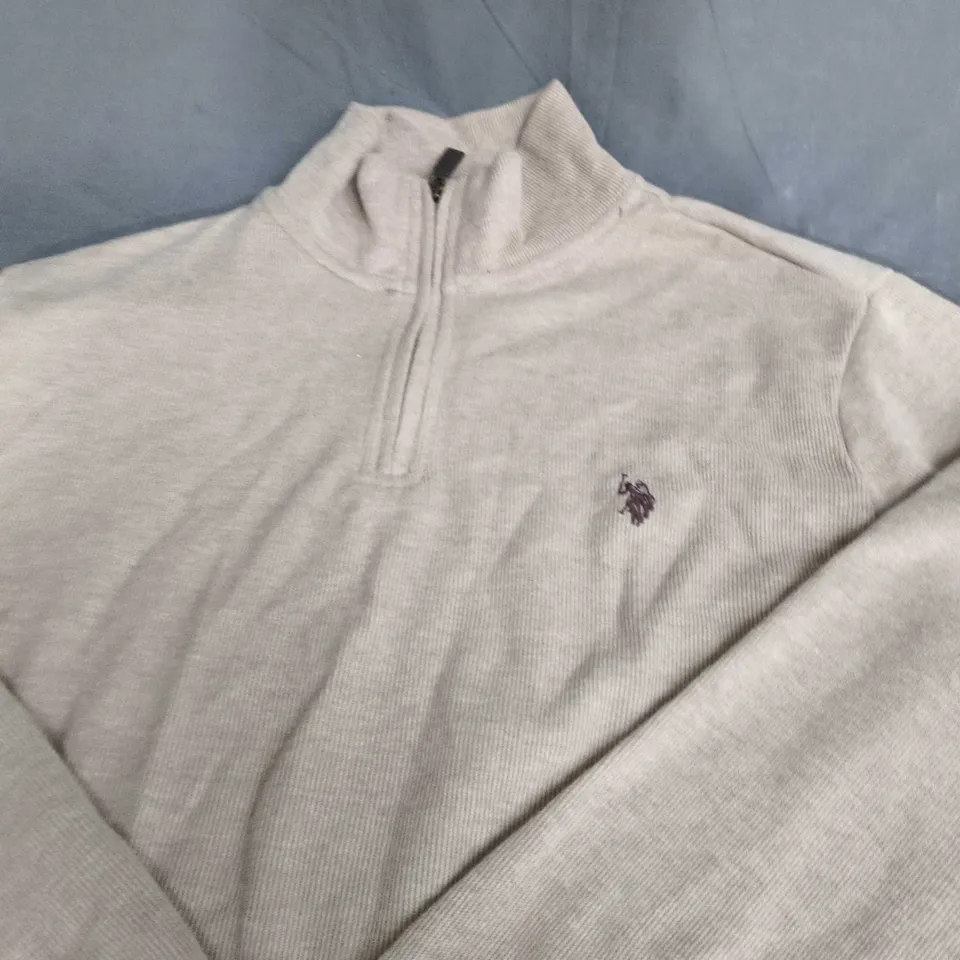 U.S. POLO ASSN QUARTER ZIP FLEECE - SIZE M