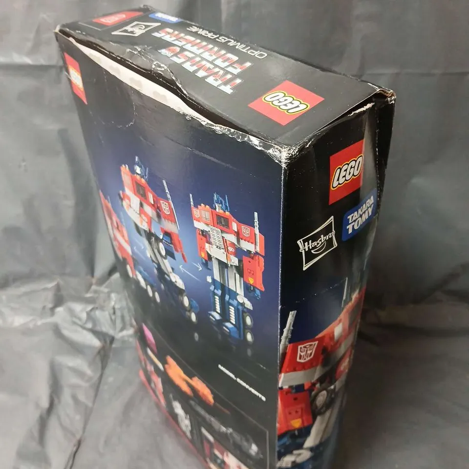 LEGO TRANSFORMERS OPTIMUS PRIME - 10302