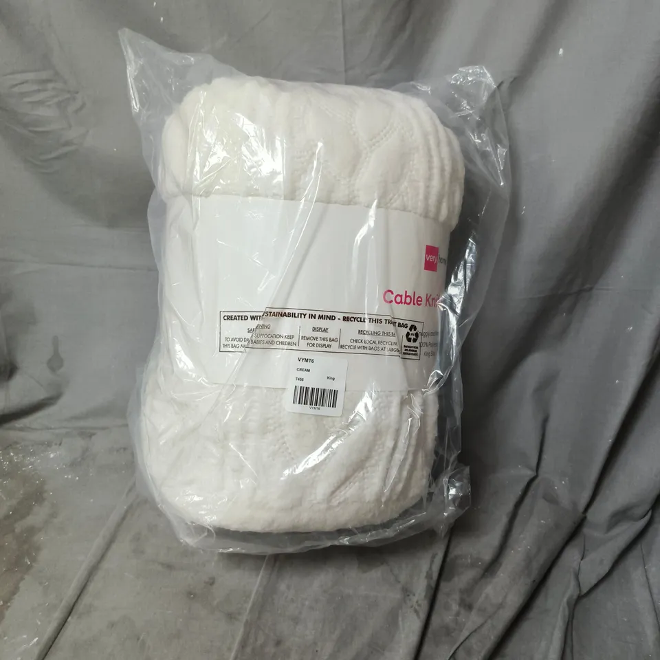  COSY CABLE KNIT FLEECE DUVET COVER SET - KING