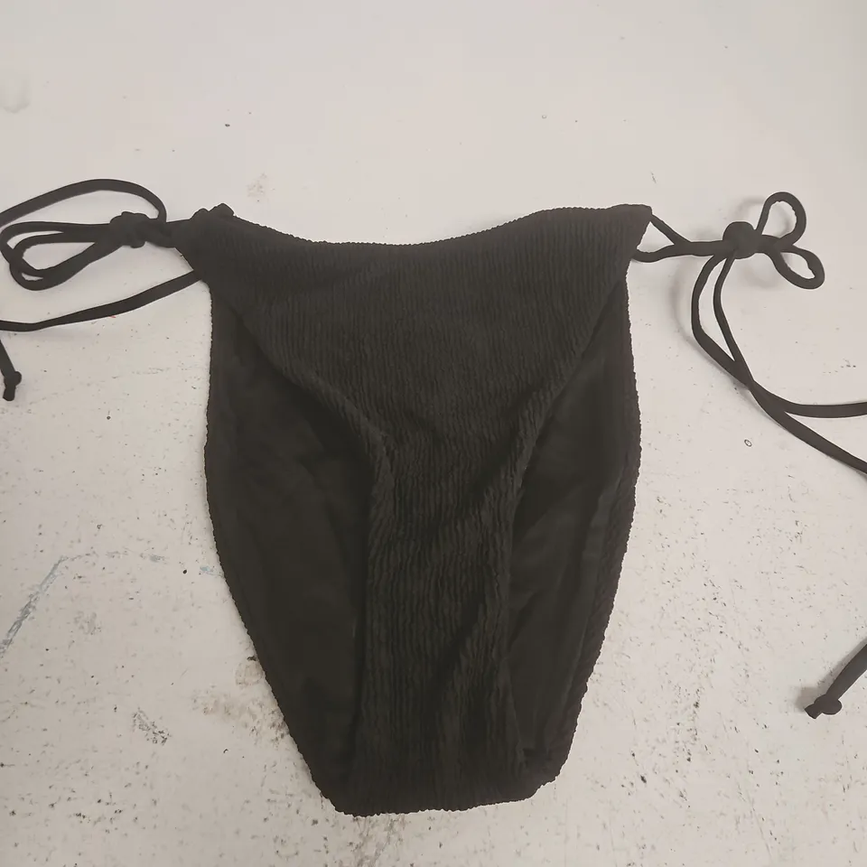 BOUX AVENUE IBIZA TEXTURE BRIEF – BLACK, UK 12 (EURO 40)