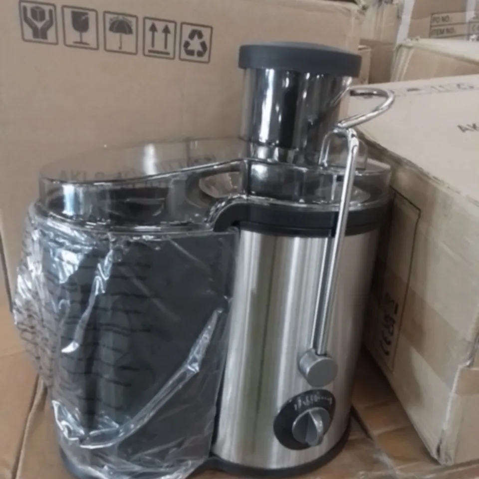 BOXED WJF500 JUICER