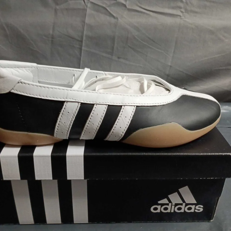 BOXED PAIR OF ADIDAS TAEKWONDO BALLET SHOES - UK SIZE 6.5