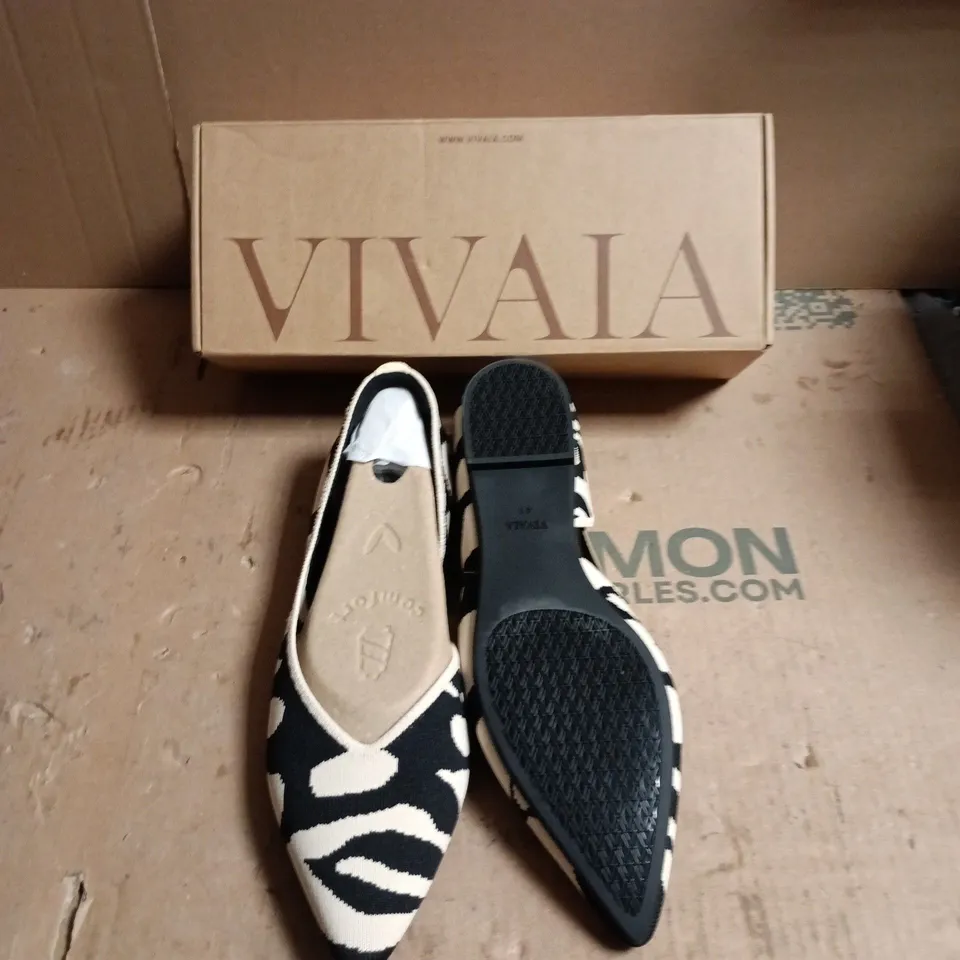 VIVAIA ZEBRA PRINT POINTED-TOE FLATS – WOMEN’S - EUR SIZE 41
