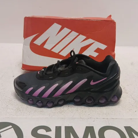 NIKE VAPORMAX FLYKNIT RUNNING SHOES – BLACK WITH PINK, UK 5 (US 7.5)