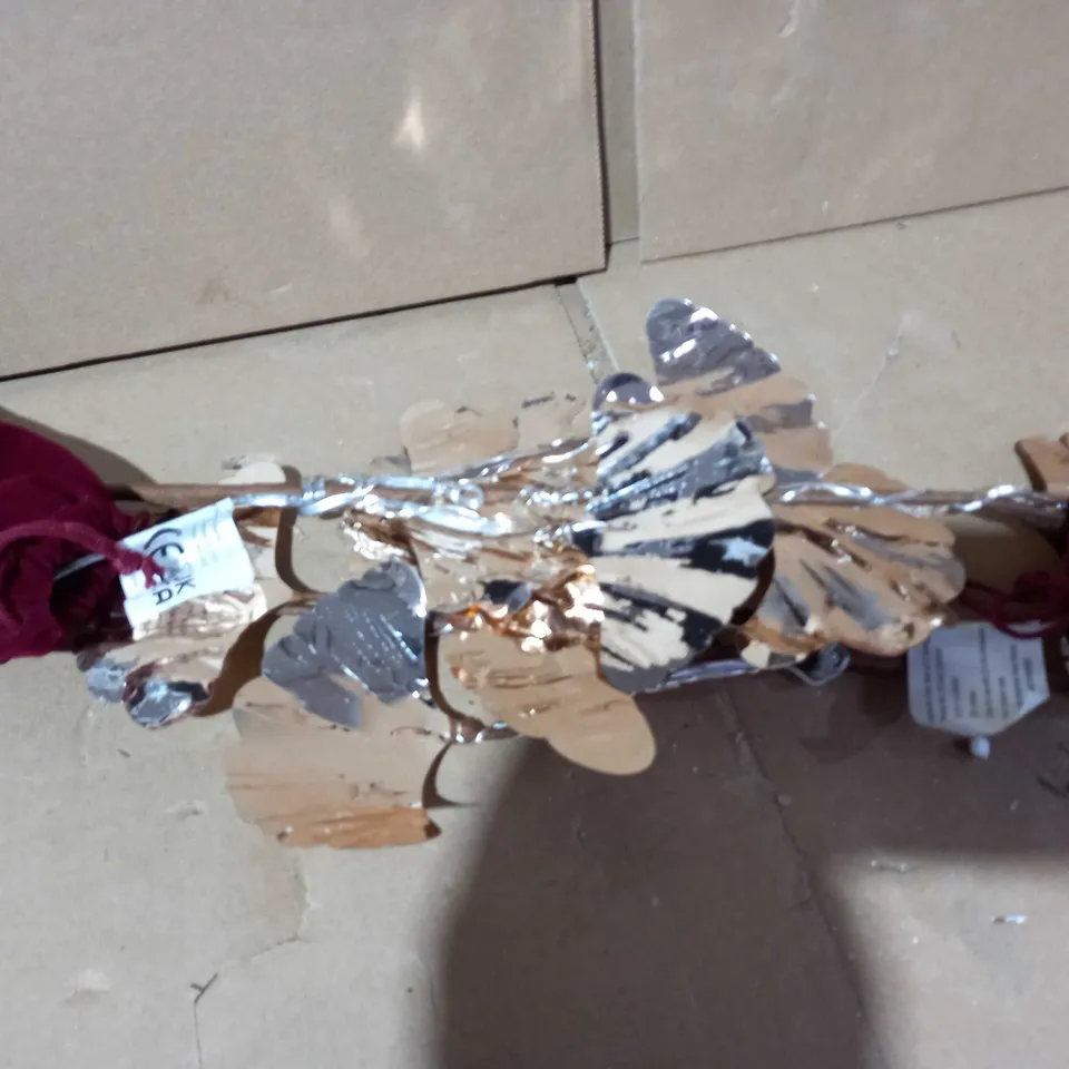 ALISON CORK SET OF 2 GINKO LEAF PRELIT STEMS - GOLD