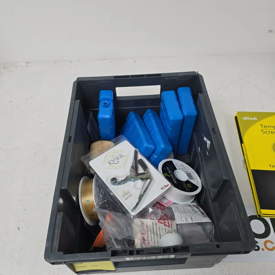 TOTE OF APPROXIMATELY 12 ASSORTED ITEMS TO INCLUDE: GLASS SCREEN PROTECTOR FOR SURFACE PRO 9