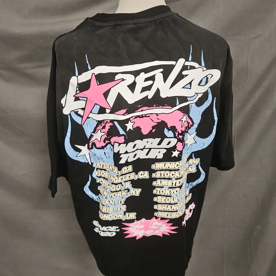 LORENZO WORLD TOUR TEE IN BLACK SIZE M