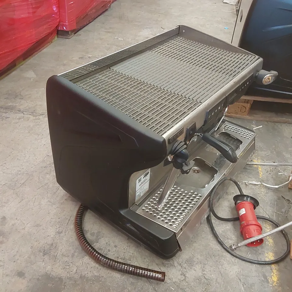 RANCILIO CLASSE 7 2 GROUP COMMERCIAL COFFEE MACHINE WITH ISTEAM