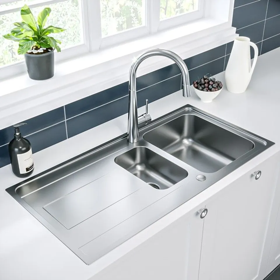 BOXED 1.5 BOWL CHROME INSET STAINLESS STEEL KITCHEN SINK WITH REVERSIBLE DRAINER - ENZA ISABELLA