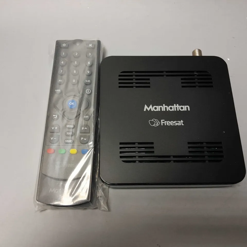 BOXED FREESAT MANHATTAN SX SATELLITE TV BOX