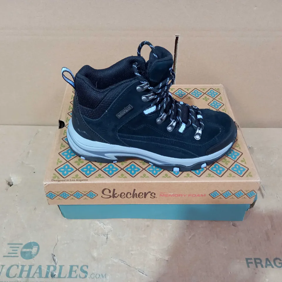 BOXED PAIR OF SKECHERS - SIZE 3