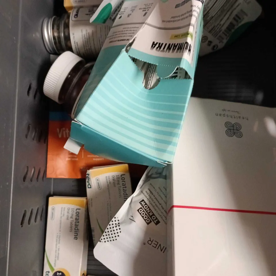 APPROXIAMTELY 15 ASSORTED HEALTH PRODUCTS TO INCLUDE NUTRITION GEEKS, JAWLINER, COLLAGEN ETC 