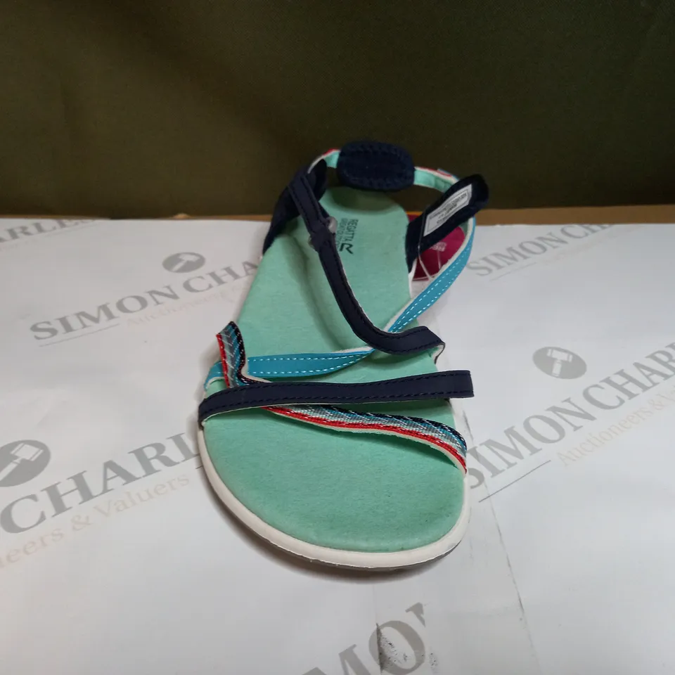 REGATTA LADY SANTA ROMA SANDALS SIZE 8