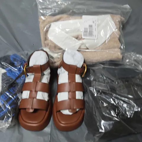 APPROX 10 ASSORTED HOUSEHOLD ITEMS TO INCLUDE SHOES, CLOTHES, SOLAR LIGHTS, ETC 