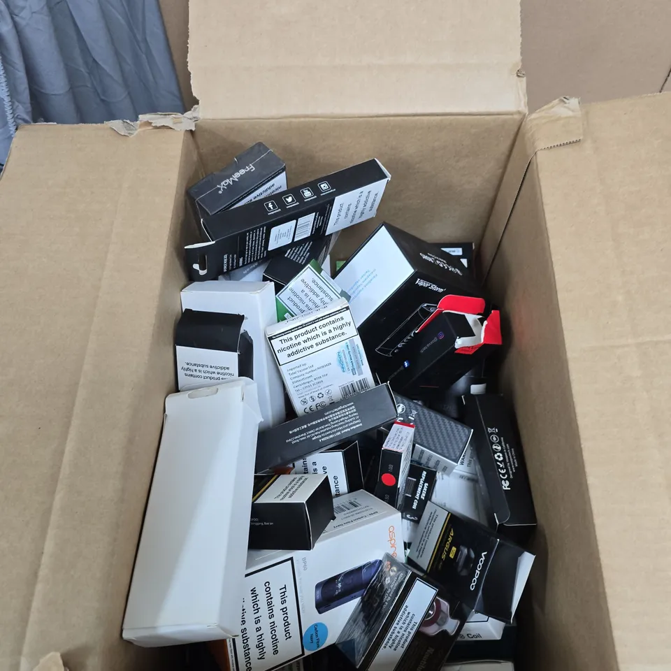 BOX OF APPROXIMATELY 30 ASSORTED E-CIGARETTES AND ACCOMPANIMENTS TO INCLUDE: INNOKIN PROTON MINI KIT