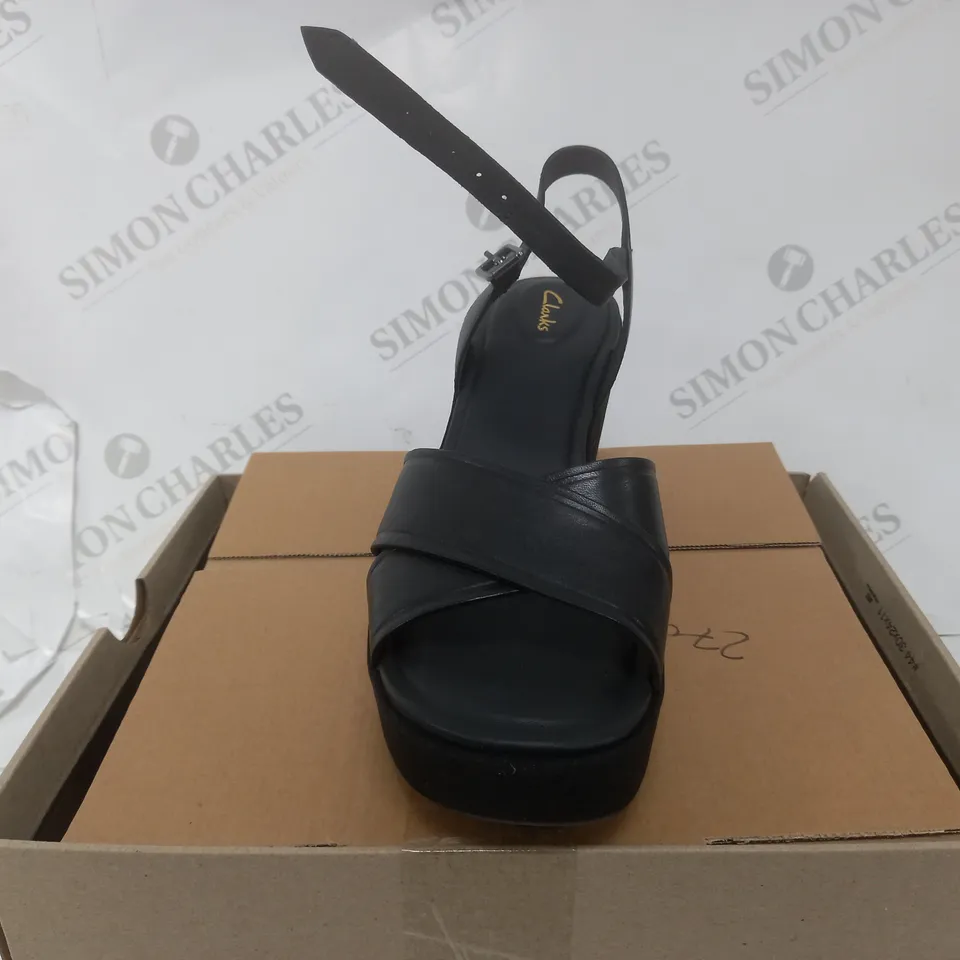 CLARK MARITSA 70 STRAP HEELS IN BLACK LEATHER - 7 UK