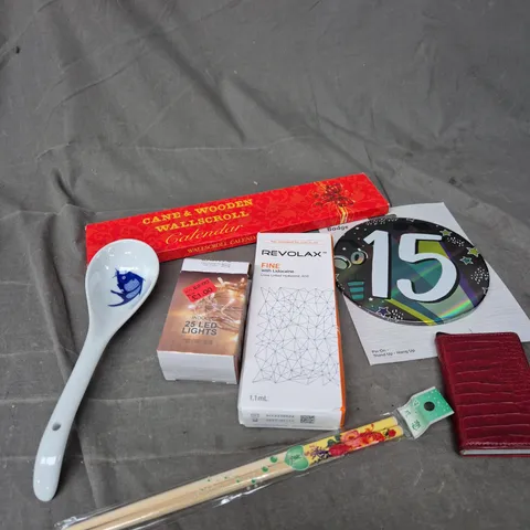 APPROXIMATELY 20 ASSORTED HOUSEHOLD PRODUCTS TO INCLUDE CALENDAR, LED LIGHTS, CARD WALLET ETC 